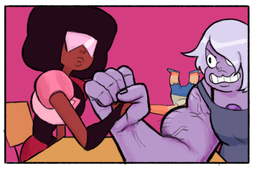 maybe-moonbeams: demilarrydaley: kingcheddarxvii: Arm wrestlin’ comics *slams fist on table* N