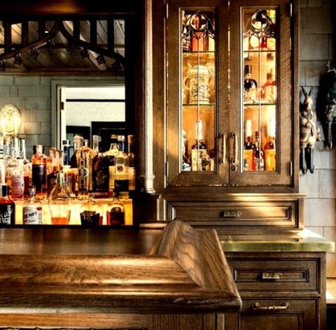 Home Bar L-Shape St LouisExample Of A Large Classic L-shaped Porcelain Tile Seated Home Bar Design With