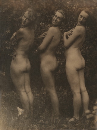 hauntedbystorytelling:  Grigoriy Zimin :: Untitled, 1920s. Gelatin silver print.