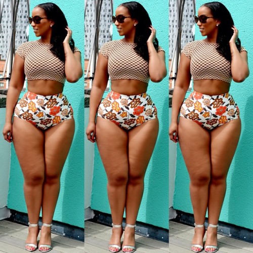 killerkurves:  Fabiola in rue107‘s ‘JONELLE’ Mocha Nude Crop Top & ‘AMANDA’ Dark Floral Bikini Bottom 