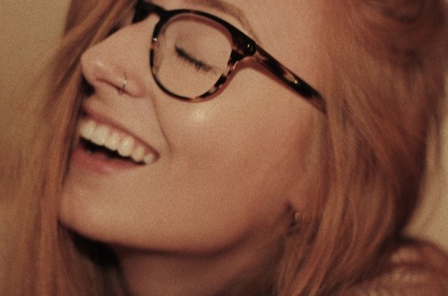 seaside-sigh: “she smiles” IG: idiotcactus