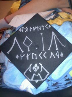 agenderreid:  I’m graduating tomorrow and I figured I needed to decorate my hat like many others before me.  So I decided to write out “RUTGERS CLASS OF 2013” in Khuzdul.  I had some space at the bottom so I threw in Fili’s royal crest for good