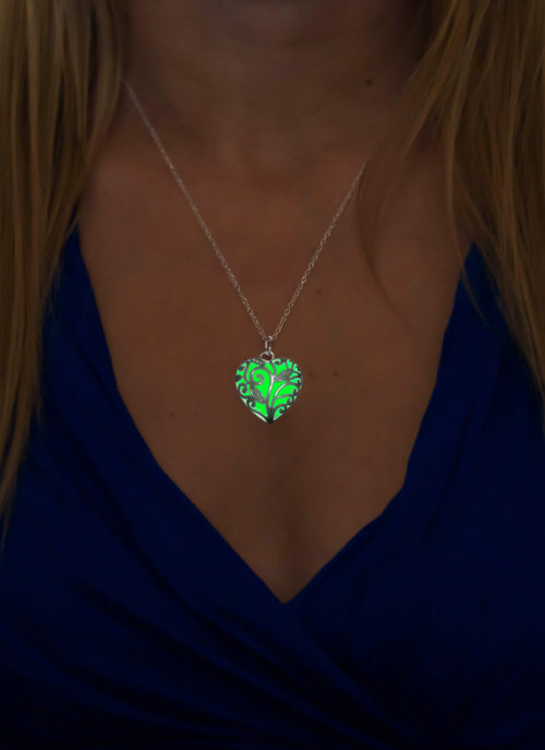 epicglows: Small Green Glowing Necklace - Green Glowing Heart - Glow Necklace - Glow in the Dark Jew
