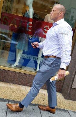 dilferotica:  If Michael Avenatti packed on some muscle and moved to D.C. #basta (DILF of the Day - July 31, 2018)