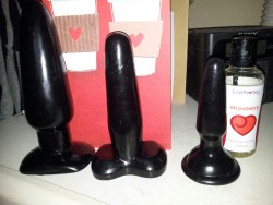 bbwkitty26:  BBWKitty26  Getting myself ready for him.  Kitty.  Xxx  Why use black toys when you can have my BBC