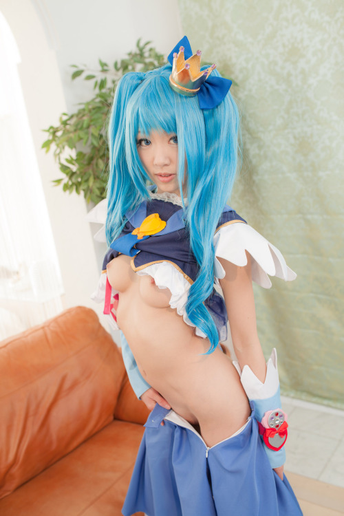 ero-cosplay:  Cure Princess | Saotome Love