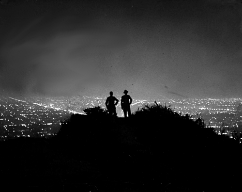 onlyoldphotography: Alfred Eisenstaedt: View of Los Angeles by night from the hills above city. 1936