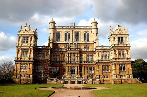 lost-in-centuries-long-gone: Wollaton Hall, Nottinghamshire by Gazmando on Flickr.