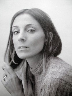 carangi:    Phoebe Philo  