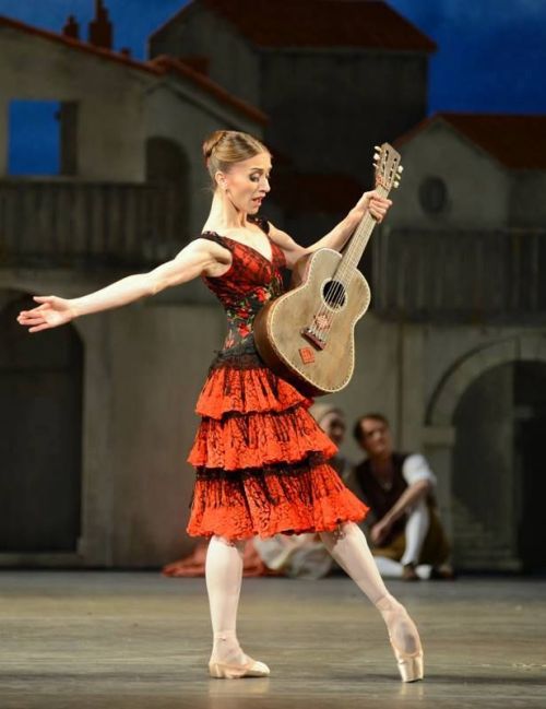 Marianela Nuñez as Kitri in Don Quixote. Royal Ballet, 2013.But while this may be Acosta’s night, th