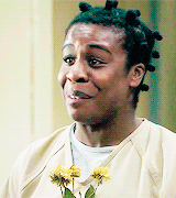 adoringskins:  ORANGE IS THE NEW BLACK MEME - 8 inmates→ [1/8] inmates | Crazy