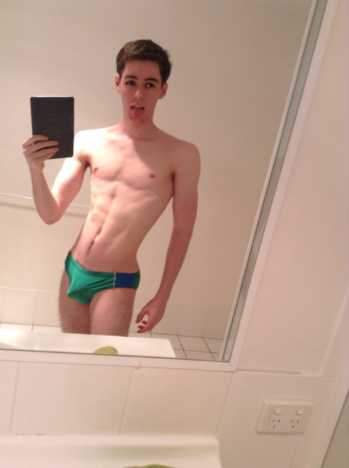 aec2000:  twink-bees:  Dillon Johnson #3 (Tag Below for More)His Account: http://dillonj94.tumblr.com/  