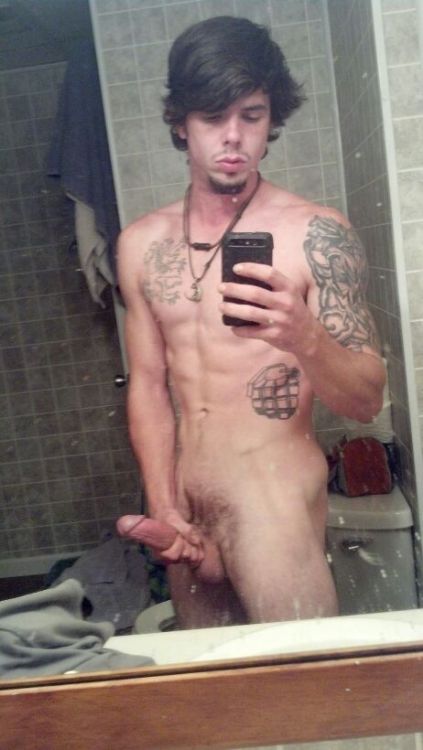 walkinghardon:  jackvicker:  byo-dk—selfies: adult photos