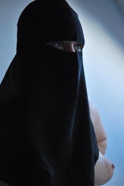 SareeSluts, BurkaBitches&HijabWhores