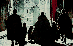 fyhenryelizabeth:request by anon: Elizabeth of York + childhoodLife early taught Elizabeth that she 