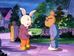 bus-a-looey:  BEST FRIENDS WEAR EACH OTHER ON THEIR FEET.   Fuckin love Arthur