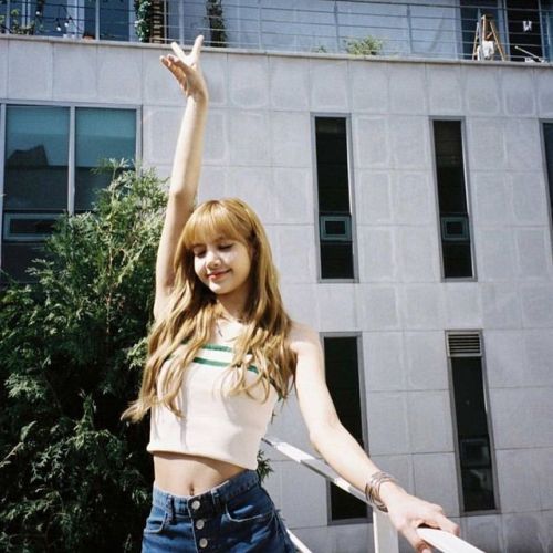 Lisa #music #sing #singing #rap #rapper #rappers #raps #dance #dancers #star #idol #kpop #blackpink #lisa