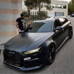 Jizz.  I don&rsquo;t know which one I like looking at more.  RS6 or big muscles.  ❤💪🖤🇧🇪