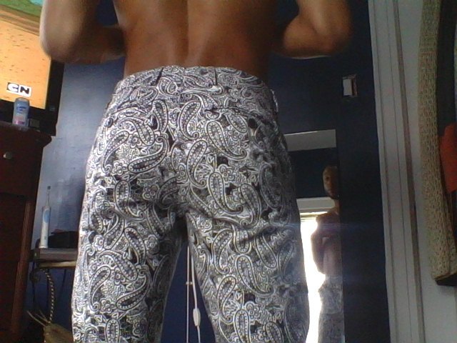 rjr118:  My New Pants…. I Dig Umm