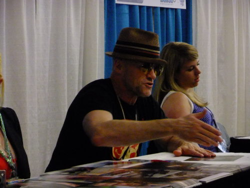 And one Rooker photo from yesterday’s Fan Expo. Could the girl in the background look any more