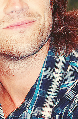 samcas:  ela requested → 9 photos of jared’s lips 