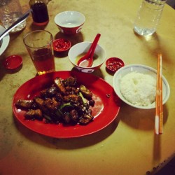 wheredoyoutravel:  Sauteed roast pork and sticky rice on the streets of Kuala Lumpa - best Chinese ever! by individualusername // via Instagram http://instagr.am/p/UlxqlxF881/