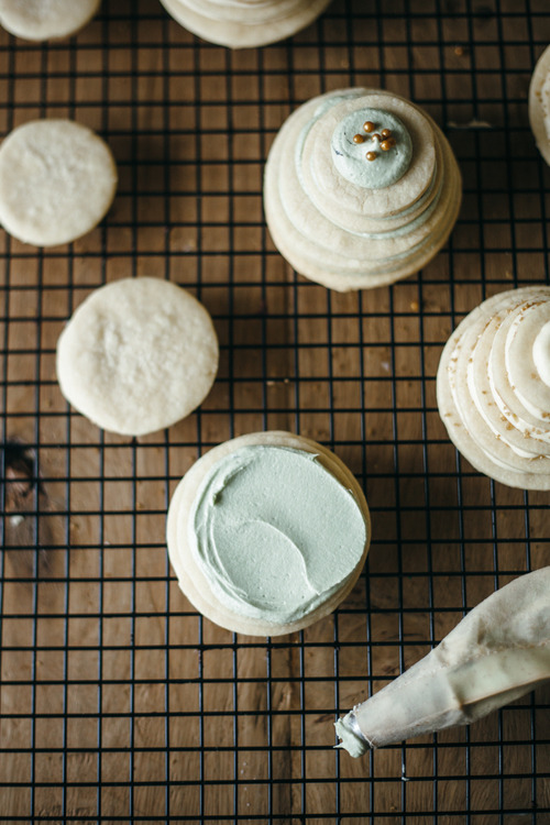 sweetoothgirl:  sugar cookie mini cakes