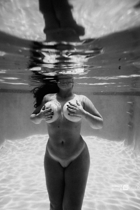 thebustybest:  Tiffany Cappotelli Nude Underwater shoot pt. 1 