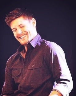 bringmesomepie56:  This man mid-laugh is one of the single most attractive things
