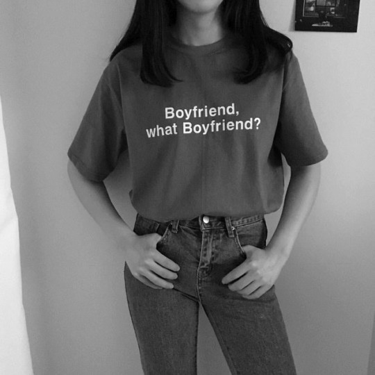 hrt4you:I ALWAYS turn them into my lesbian girlfriends!  You want to be next?