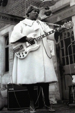 Sister Rosetta Tharpe in Manchester, 1964.