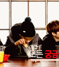 edanzgarden:The struggle is real…Chen trying to dip his cookie in milk