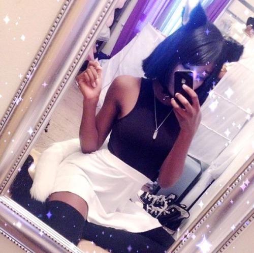 prince-bunnie:  I never post my face to my blog, but yea I’m a catgirl lmao 🌚 literally