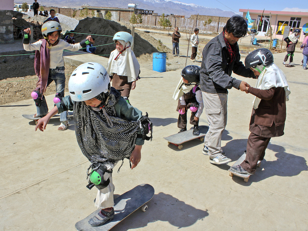 vicemag:  Skateboarding Makes Afghan Girls Feel FreeWhen 19-year-old Nelofar steps