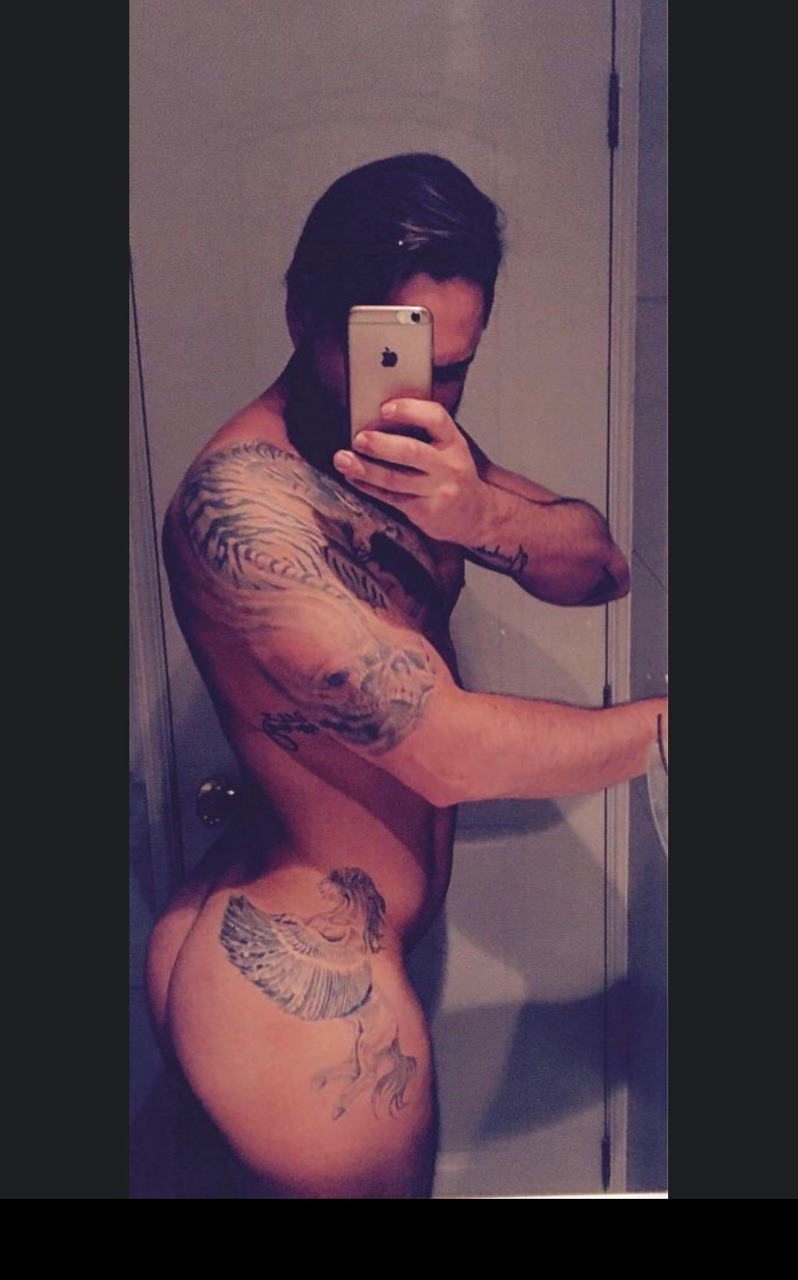 bienvenidoatucinta:  Bienvenido a tu Tumblr jean peluquero de los chicos reality