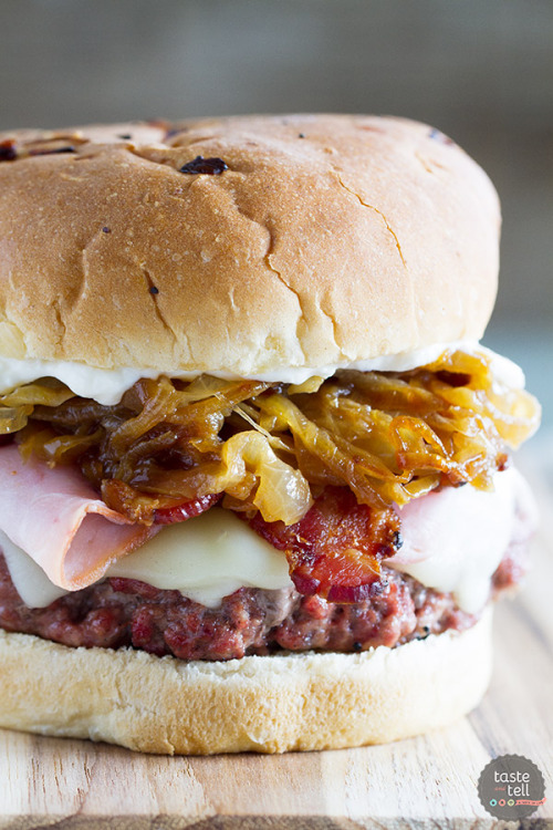 lustingfood: TRIPLE PORK BURGERS