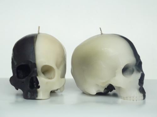 gothtrashh:  the-green-witch:  the-solitary-witch:  moshita:  Candles sobeit studio  the WITCHCRAFT.  THE WITCHCRAFT YOU COULD DO WITH THESE  I have a skull candle like those :3 