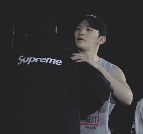 seventeenville: MR. LEE JIHOON… Bitch what