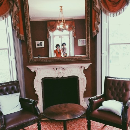 jawnkeets:had a lovely time exploring the keats house on wednesday with @conan-doyles-carnations