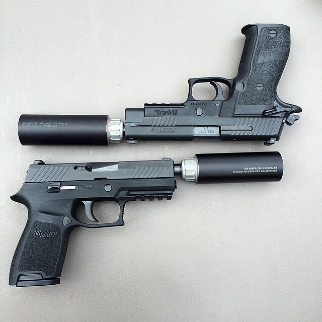 gunsdaily:  @sigsauerinc SIG SAUER #sigsilencers #p226sao #p320 