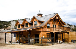 beautifulbarns:Taos Apartment Barn | DC Building