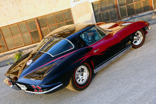 hotrodzandpinups:  utwo:  ‘63 Chevrolet Corvette Split Window Pro Street© John Machaqueiro	  HRP