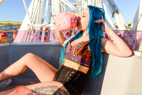 rspnyc:  Saturn Suicide - Shot by Ryan Sherman ( @rspnyc ) Santa Monica, Pacific Pier Ferris Wheel, California