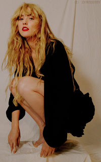 Kathryn Newton Tumblr_py366seRRQ1sddr1ro5_250