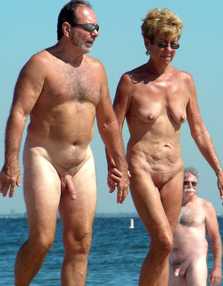 mixedgendernudity:  Mature couple walking