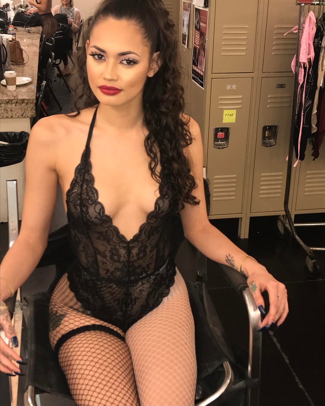 stripper-locker-room:  https://www.instagram.com/_ave_new/