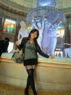 Nishi61:  Hugeintokyo:  Took Mie Shopping In Odaiba. Here You Can See Her Posing