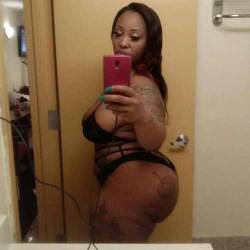 planetofthickbeautifulwomen:                             Thick Model and PornStar Cherry Blossoms