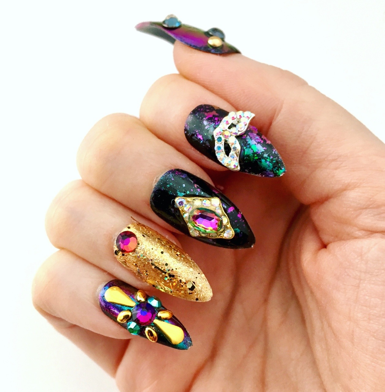 Nevertoomuchglitter Nail Art