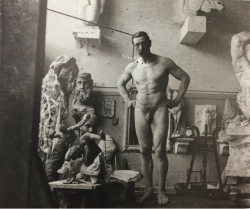 daddyitaliano:  mypinholepinups:  THE ATHLETIC COMMANDER DOYEN-PARIGOT STANDING IN THE WORKSHOP BOURDELLE WHERE HE WAS MODELING FOR ‘HERCULES’. 1906.  Thanks to daffolovesmen for the lead.   bello